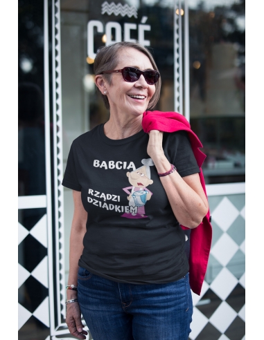 KOSZULKA BABCIA RZĄDZI DZIADKIEM