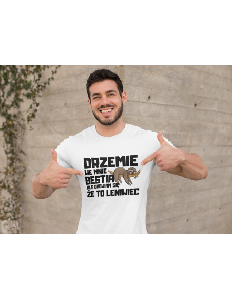KOSZULKA MĘSKA DRZEMIE WE MNIE BESTIA 242