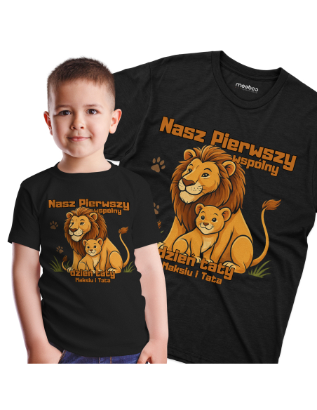 Koszulka Dziecięca "Lwy - Pierwszy wspólny dzień taty + Imię" Czarna | 100% Bawełna