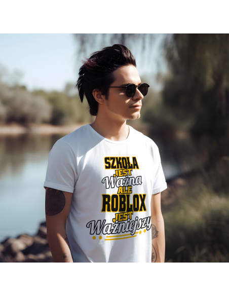 Koszulka Męska "Szkoła jest ważna, ale roblox jest ważniejszy" Czarna | 100% Bawełna